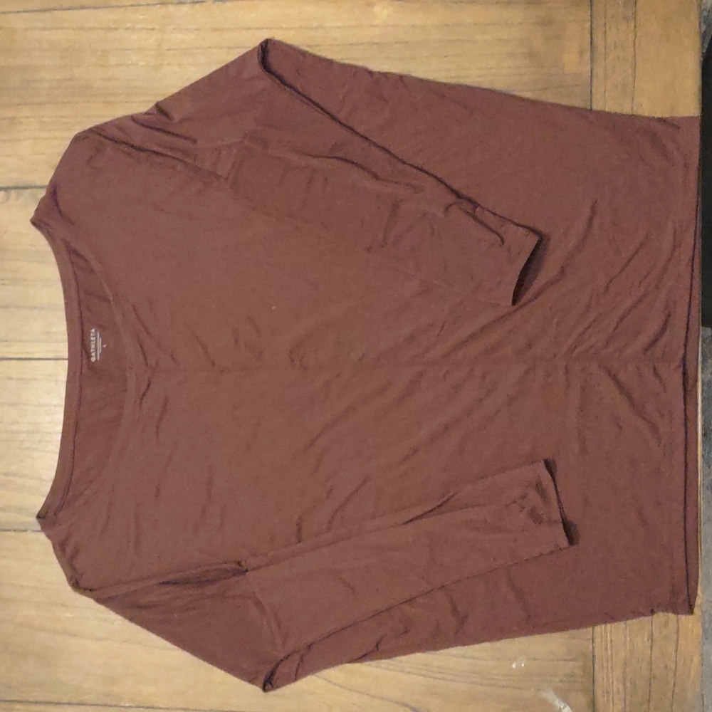 Athleta long sleeve